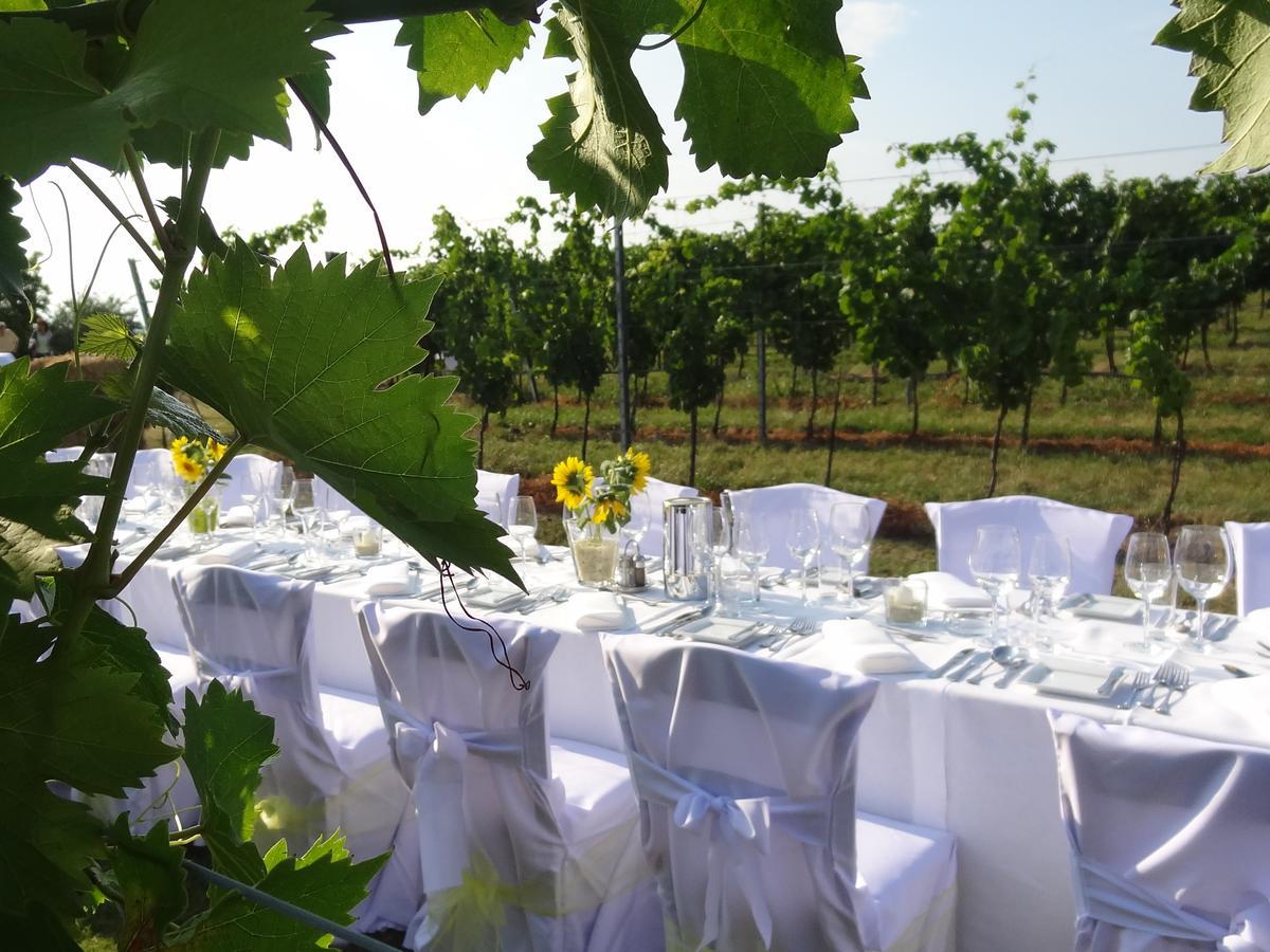 Hotel-Restaurant Schweinberger Stetten Екстериор снимка
